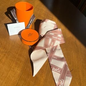 Gorgeous Twilly By Hermēs